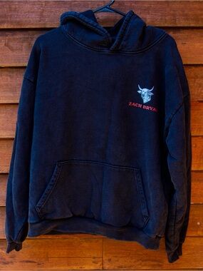 Zach Bryan 2023 Tour Hoodie, Black with Bull, size medium